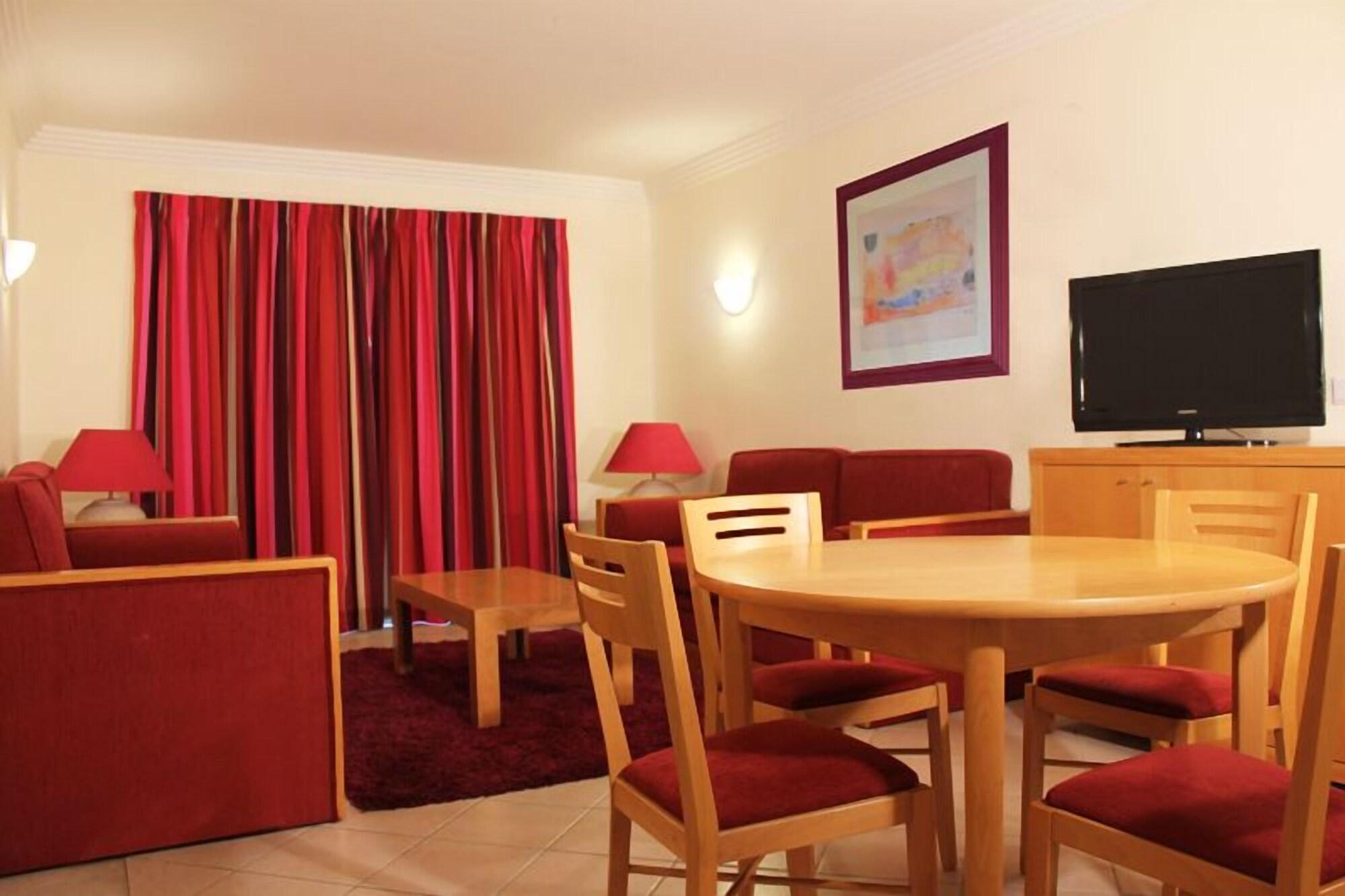 Cheerfulway Balaia Plaza Aparthotel Albufeira Luaran gambar